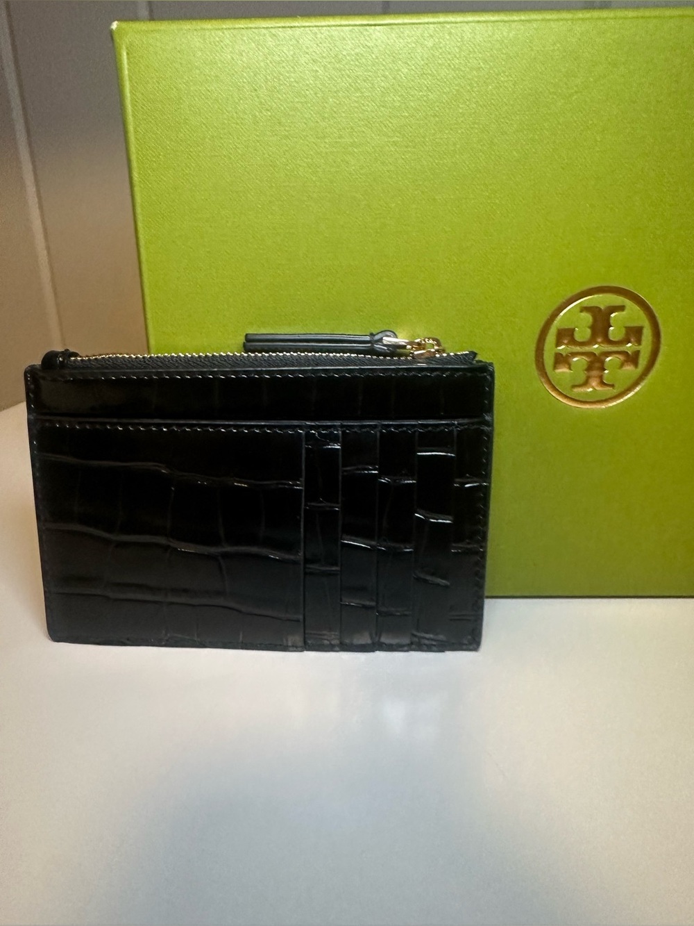 Tory Burch Britten Zip Card Case - Picture 2 of 5